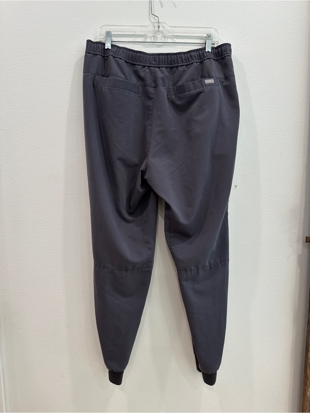 Figs Men’s Charcoal Tansen Jogger Scrub Pants size XL - Picture 3 of 6
